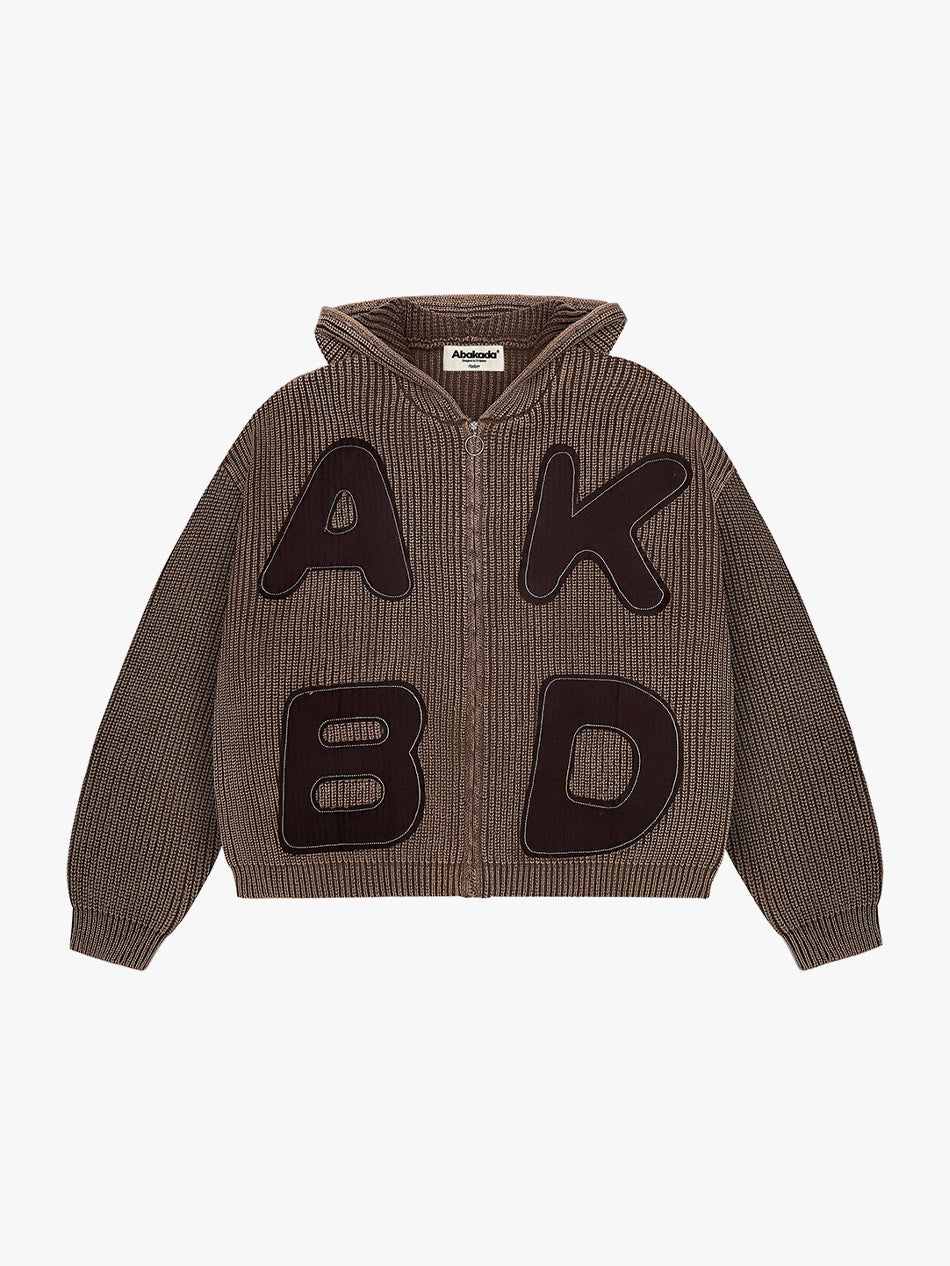 LETTER PATCH KNITTED HOODIE (WASHED BROWN)
