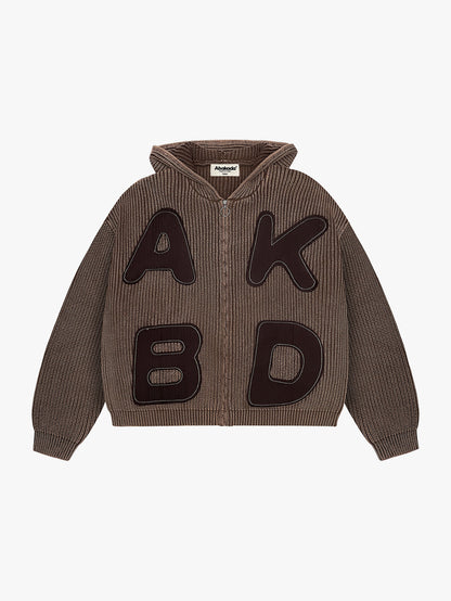 LETTER PATCH KNITTED HOODIE (WASHED BROWN)