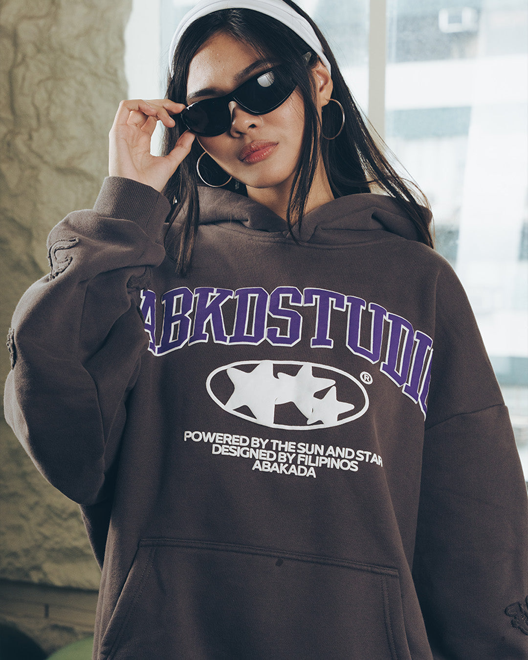 STUDIO PULLOVER HOODIE (DARK GREY)