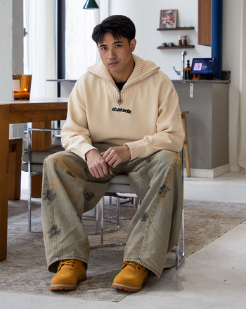 SUN QUARTER ZIP SWEATER (GREY)