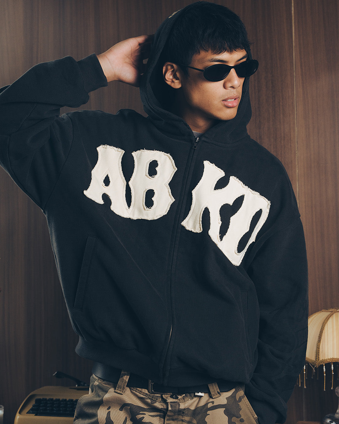 DISTRESSED PATCH WASHED ZIP-UP (BLACK)