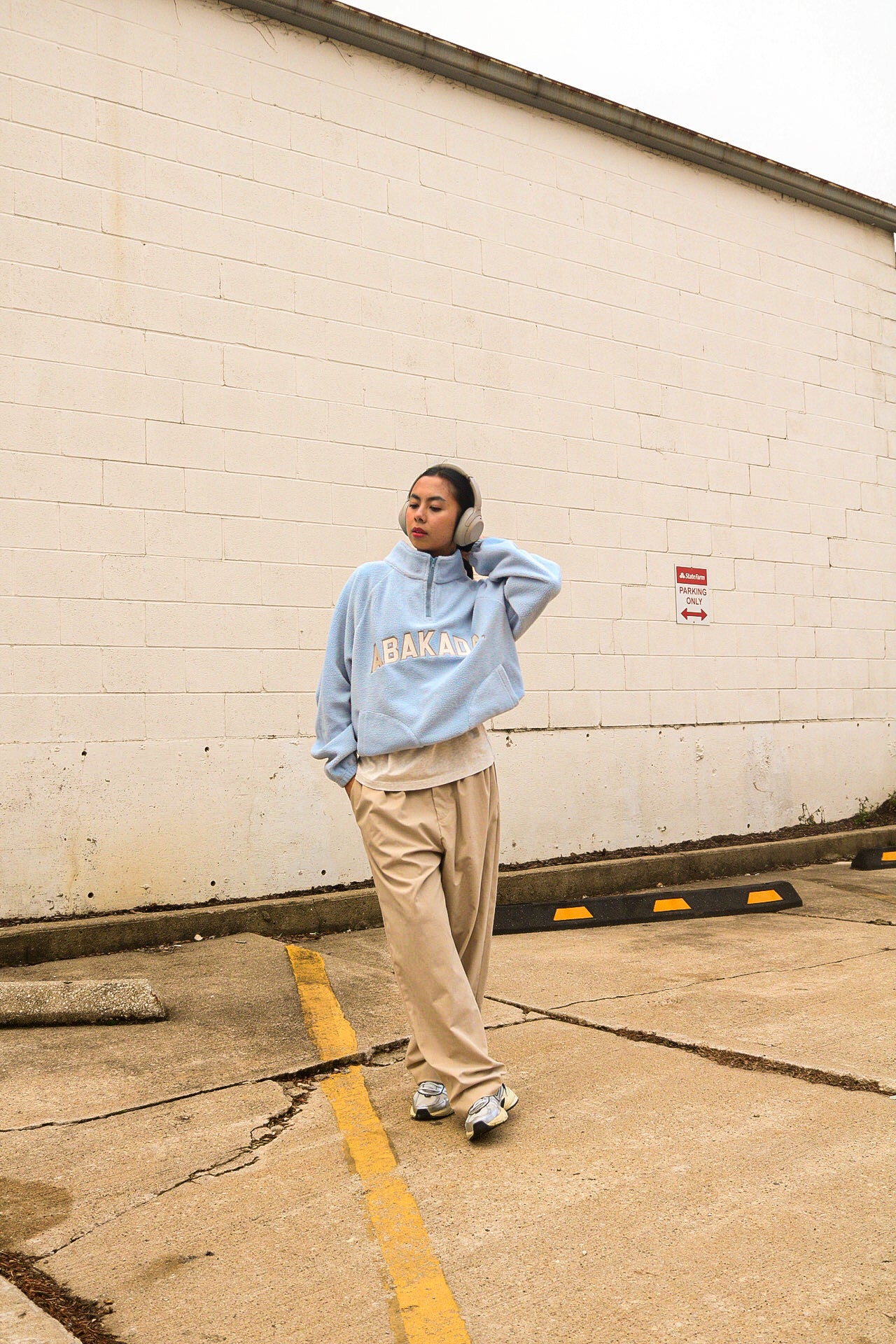 QUARTER-ZIP FLEECE JACKET (LIGHT BLUE)