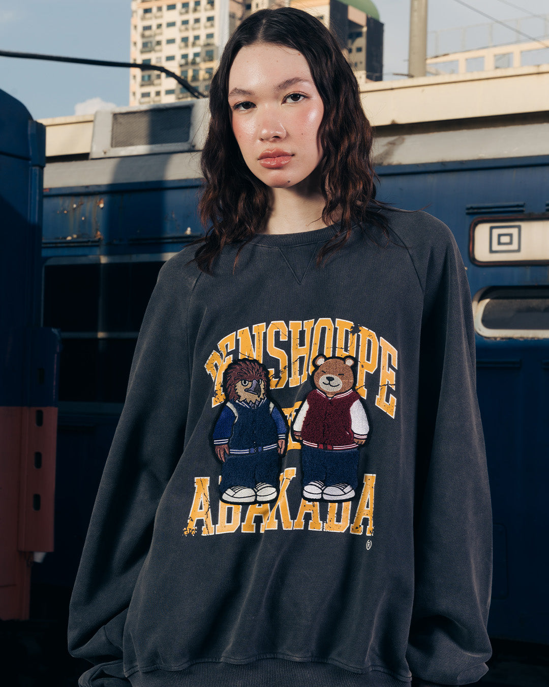 MASCOT PATCH CREWNECK (WASHED BLACK)