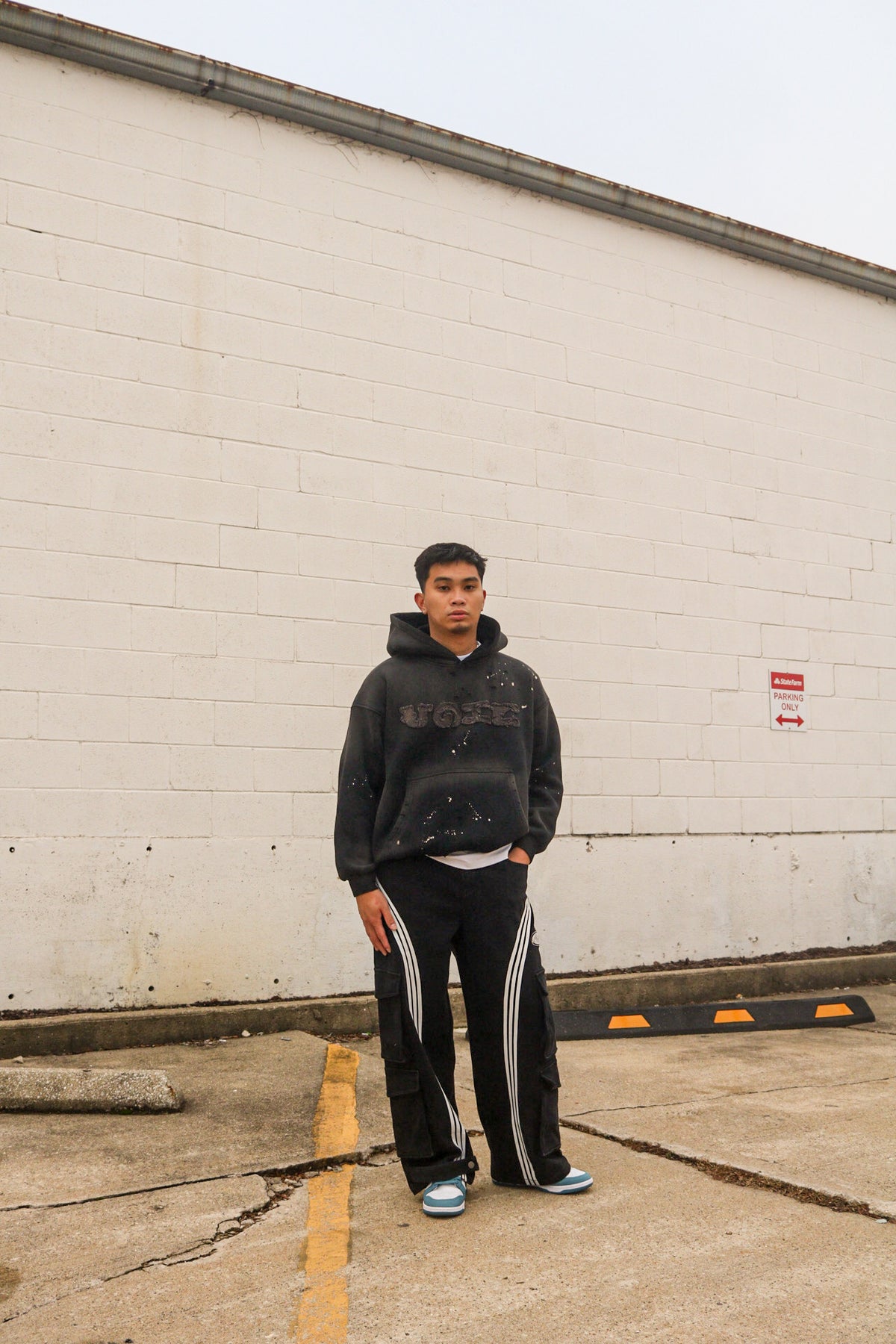 VINTAGE FADED STRIPED HOODIE (BLACK)